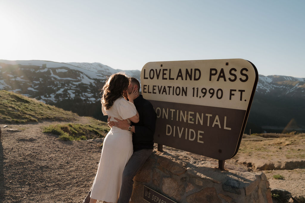 Colorado Adventure Engagement Photoshoot